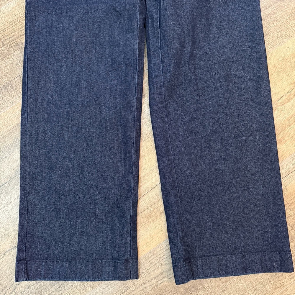 L.L.Bean Classic Fit Jean Women 6 Straight Denim Dark Blue Solid Chic Minimalist - Picture 3 of 13